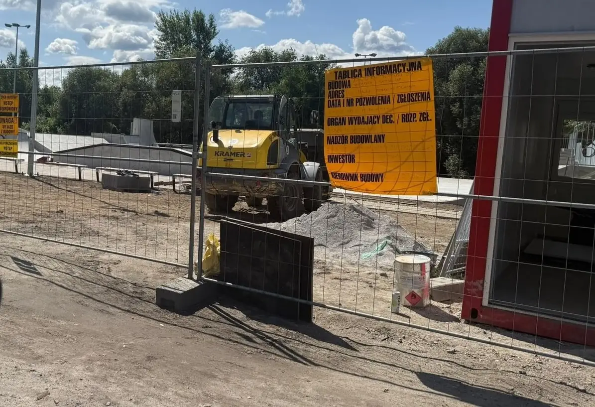 Zabawa w miejscach budowy zagraża bezpieczeństwu dzieci