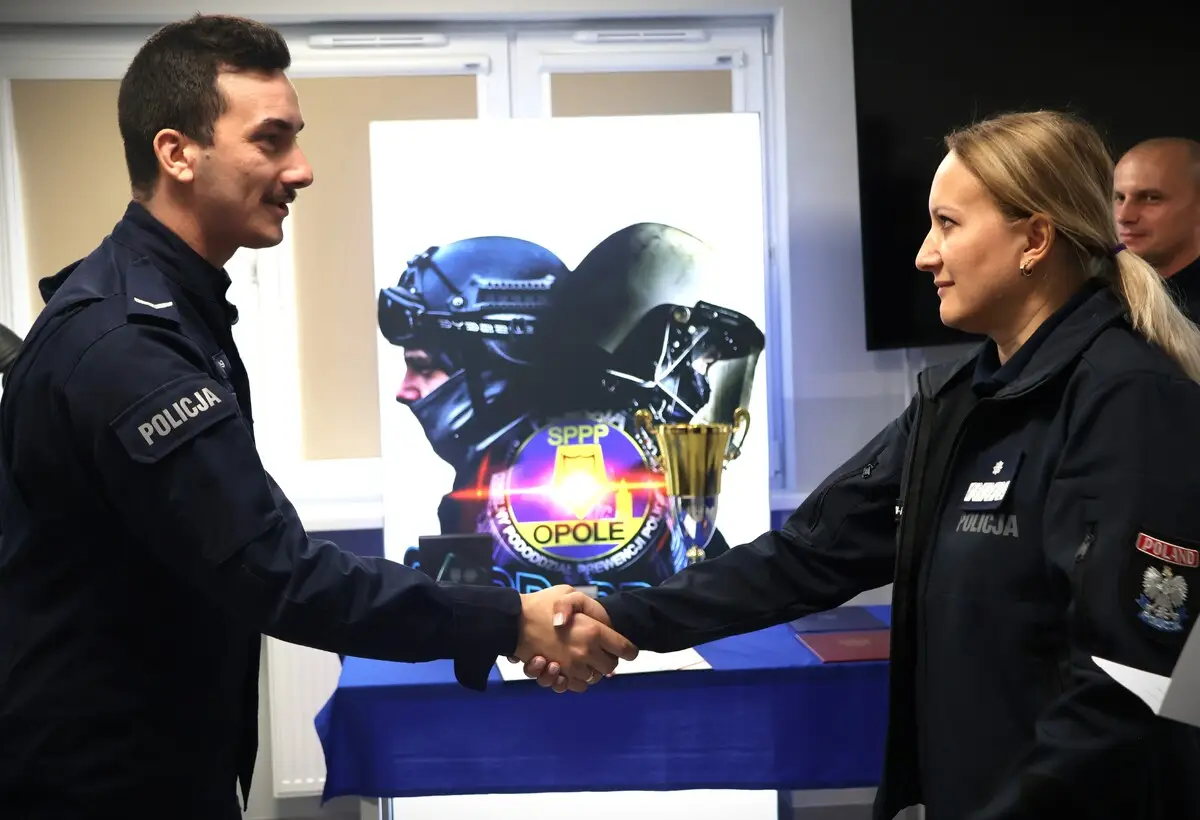Policjanci z Opola na podium ogólnopolskich zawodów