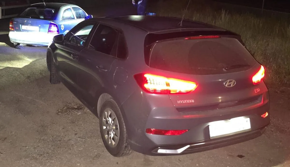 Kobieta z ponad 2 promilami próbowała przekupić policjantów