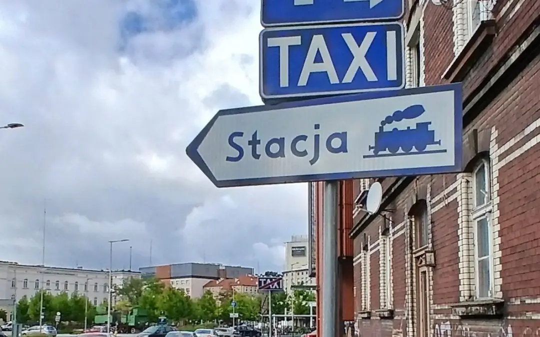 Mandat dla kierowcy za brak stosowania się do znaku D-19