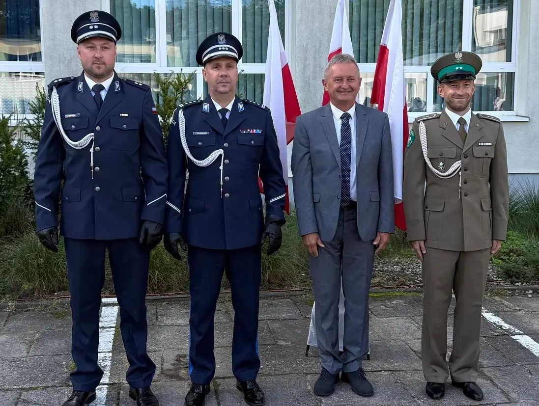 Inauguracja nowego roku szkolnego w Zespole Szkół Rolniczych w Namysłowie z klasą mundurową