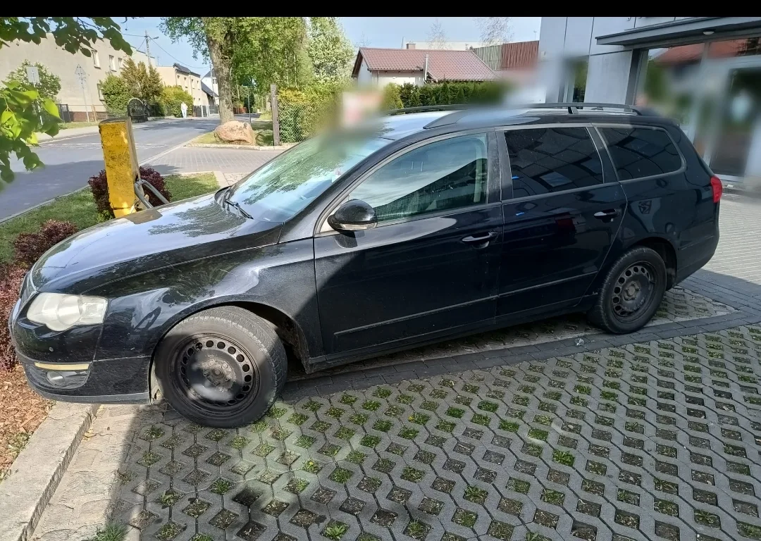Kierowca z blisko 2 promilami alkoholu zatrzymany podczas jazdy slalomem