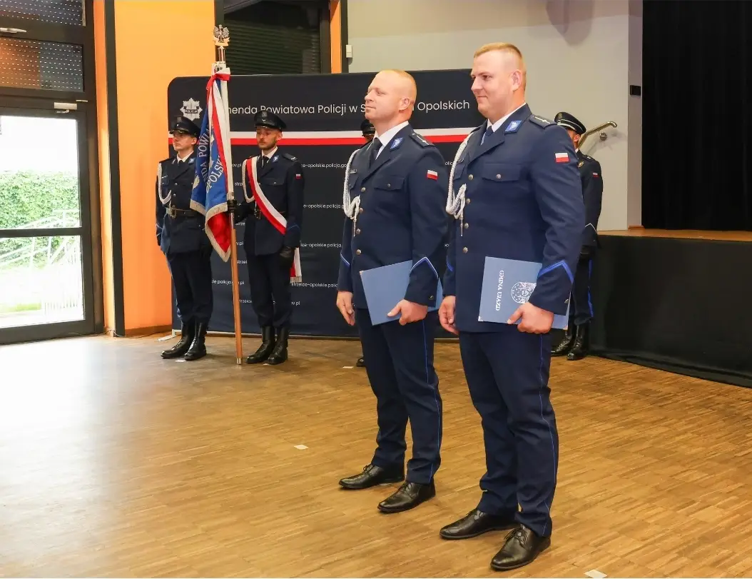 Obchody Święta Policji w Strzelcach Opolskich: Awanse i Wyróżnienia
