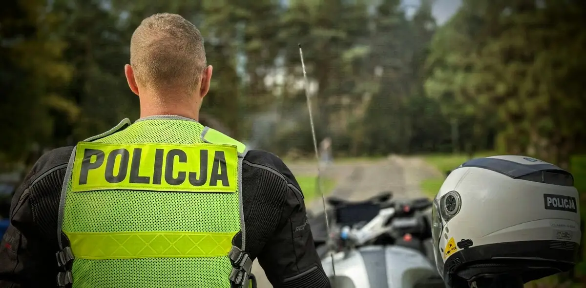 Nietrzeźwy kierowca zatrzymany przez czujną pracownicę stacji paliw