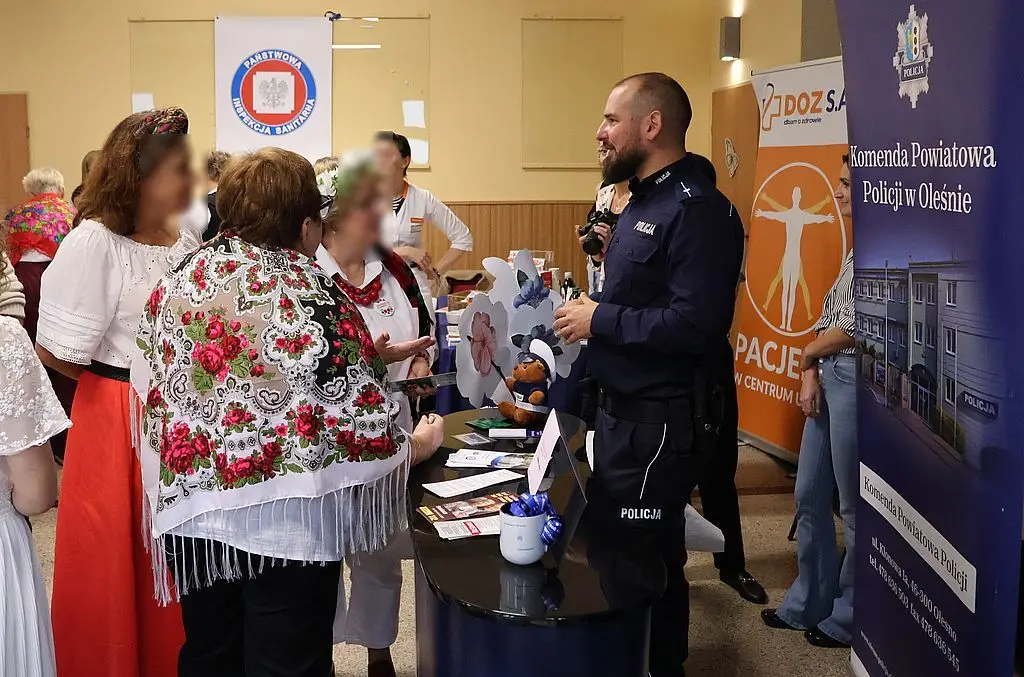 Senioralia w Oleśnie promują bezpieczeństwo seniorów