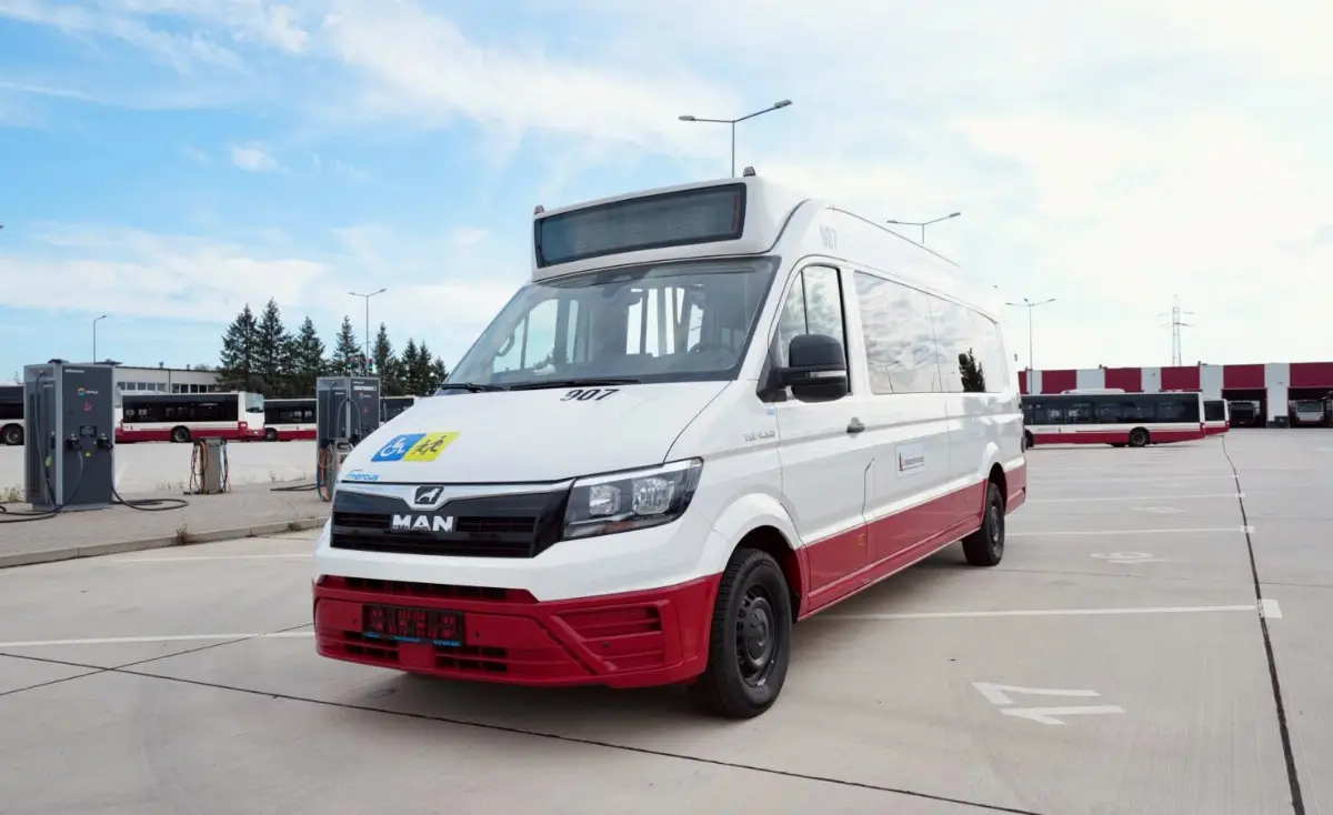 MZK wzbogaca tabor o pięć nowych autobusów dla uczniów z niepełnosprawnościami