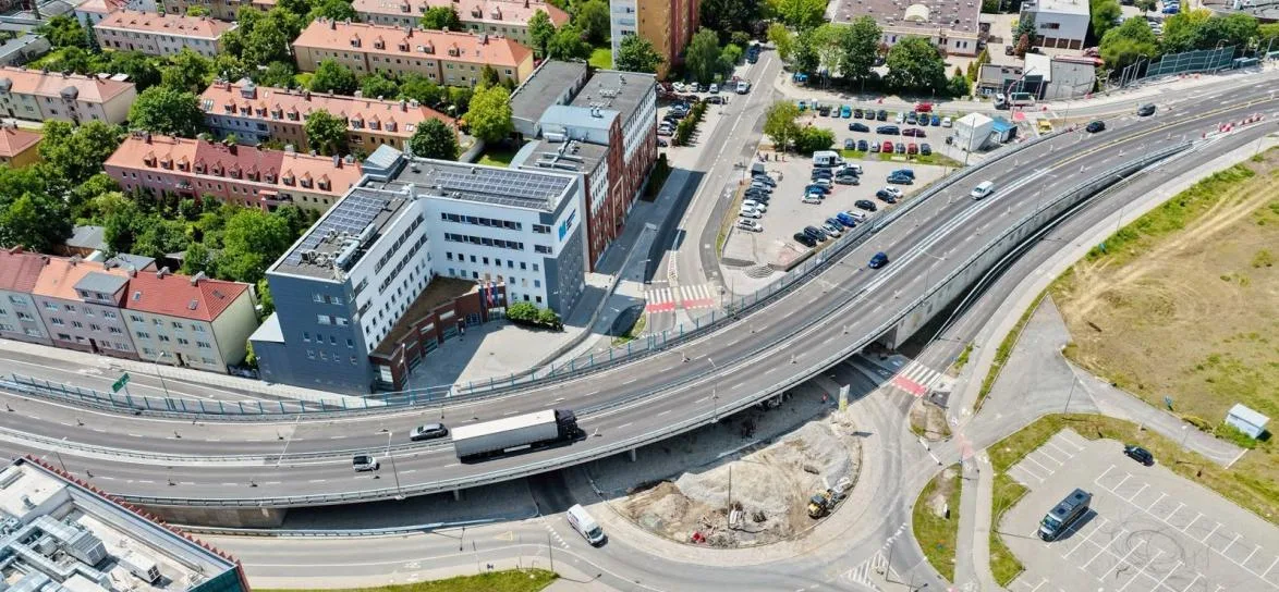 Nowa organizacja ruchu przy Centrum Usług Publicznych jest już w użyciu