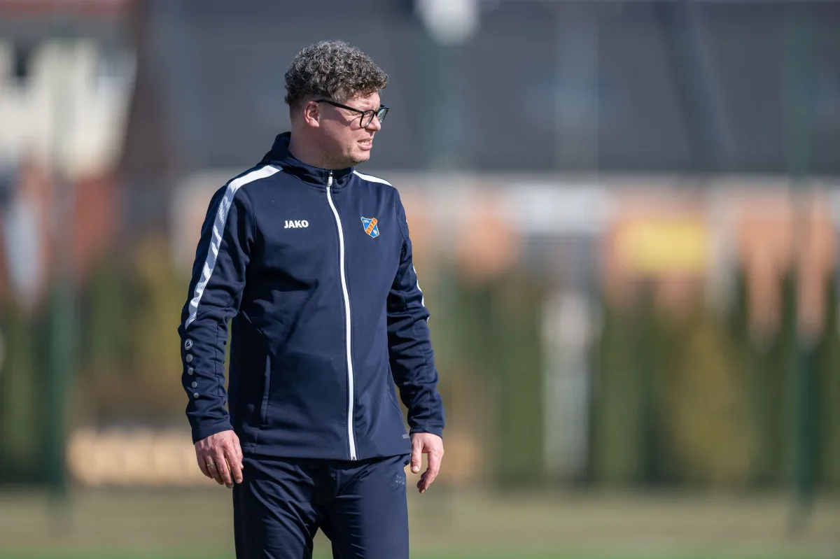 Trener Paweł Jędrzejewski podsumowuje trzy lata w Centralnej Lidze Juniorów U-19