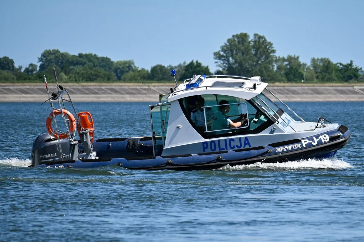 Rozpoczęcie sezonu służby wodnej przez policjantów