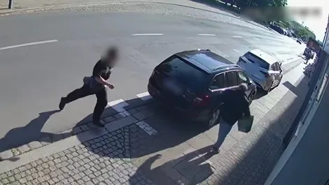 26-latek aresztowany za rozbój z użyciem butelki