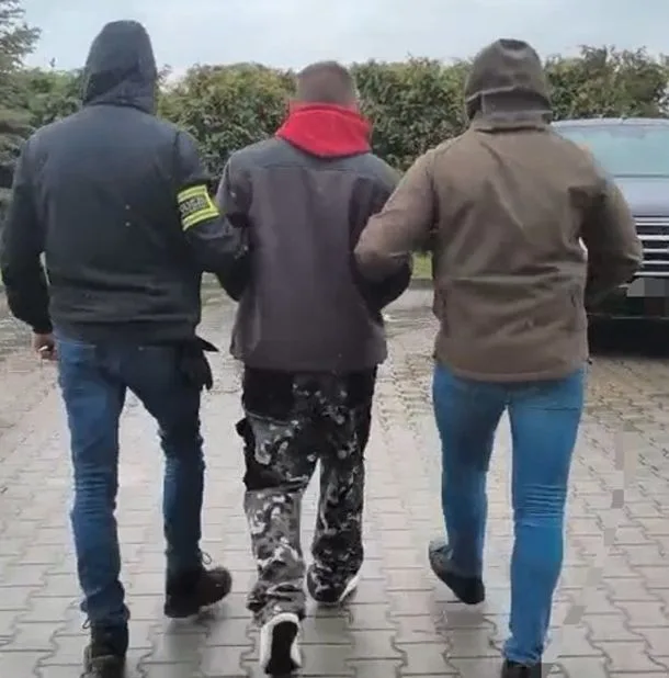 Zatrzymanie 32-latka poszukiwanego pięcioma listami gończymi