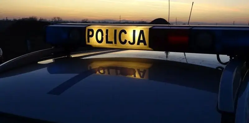 Zderzenie spowodowane przez nietrzeźwego motorowerzystę bez uprawnień