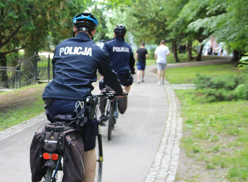 Bezpieczeństwo na rowerze i hulajnodze - pełnia sezonu jednośladów