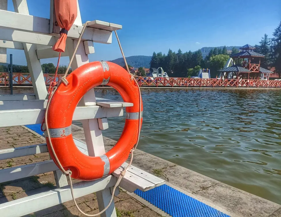 Apel o bezpieczne wakacje nad wodą