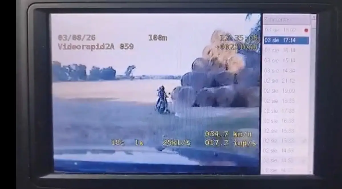 Ucieczka 14-latka motorowerem przed policją zakończona na ściernisku