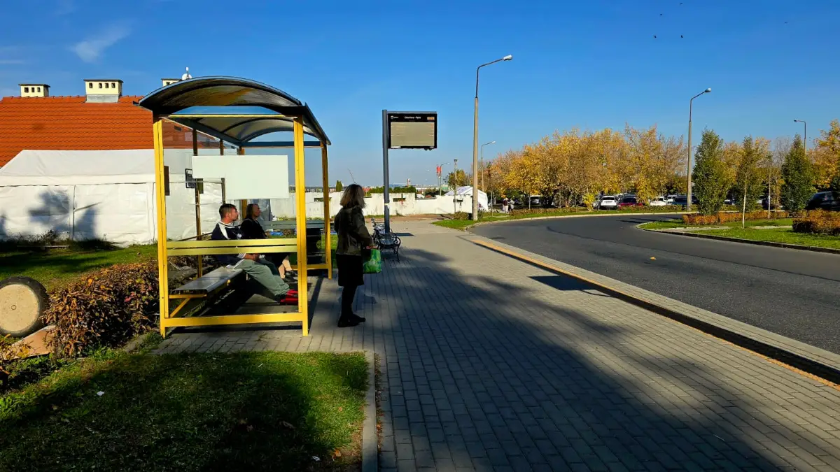 Wzmocnienia komunikacyjne na cmentarz przed Wszystkimi Świętymi