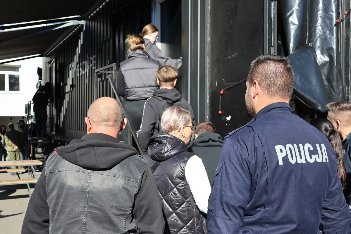 Edukacyjny projekt "Escape Truck" w Opolu podnosi świadomość na temat handlu ludźmi