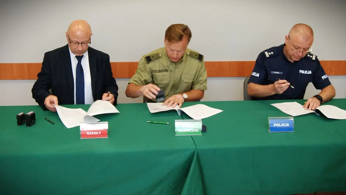Nowe oddziały mundurowe w szkołach na Opolszczyźnie